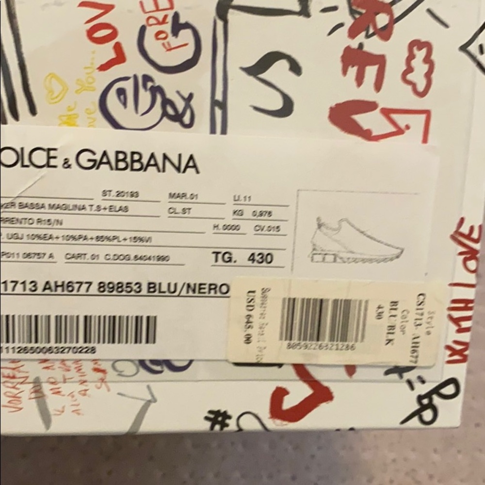 Dolce and Gabanna - Picture 2 of 2